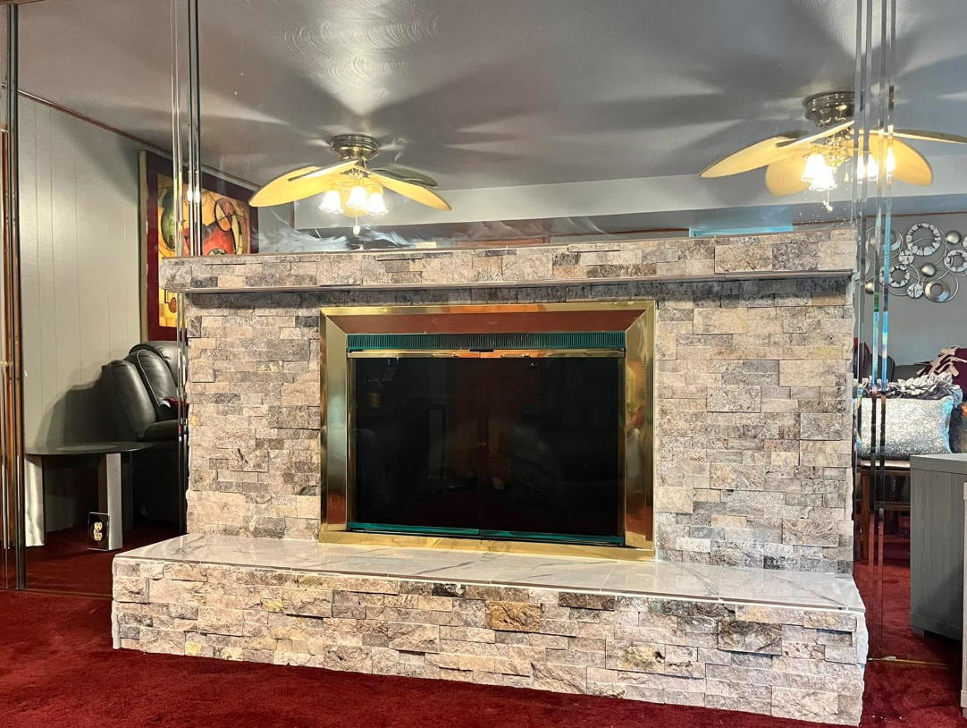 Accent walls/ Fireplaces